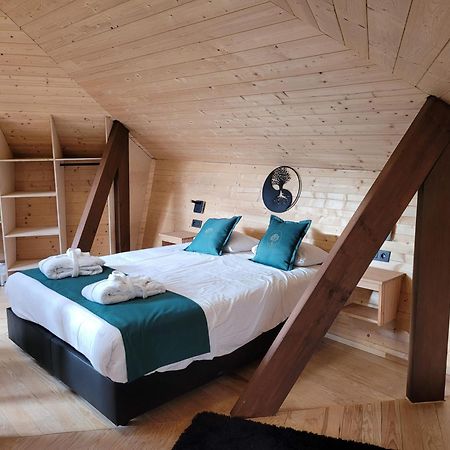 Utopia Village - Art & Nature Lodges Монс Екстериор снимка