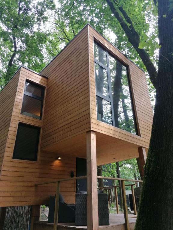 Utopia Village - Art & Nature Lodges Монс Екстериор снимка