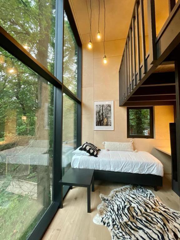 Utopia Village - Art & Nature Lodges Монс Екстериор снимка