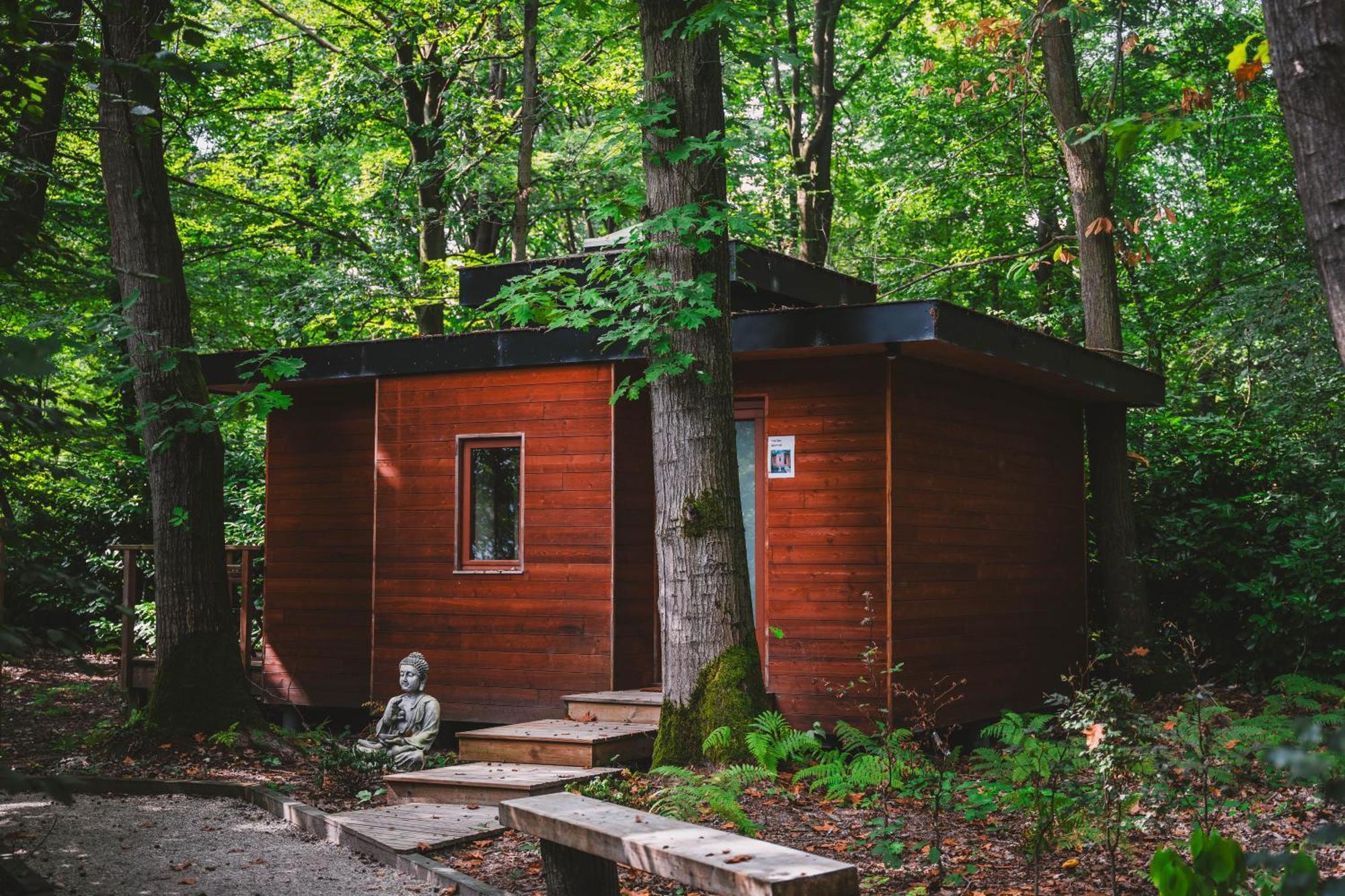 Utopia Village - Art & Nature Lodges Монс Екстериор снимка
